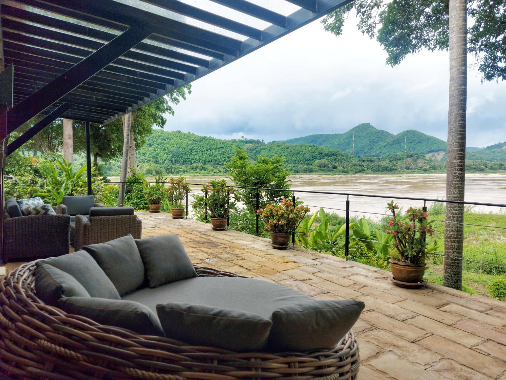 Mekong Villas Pak Chom Exterior photo